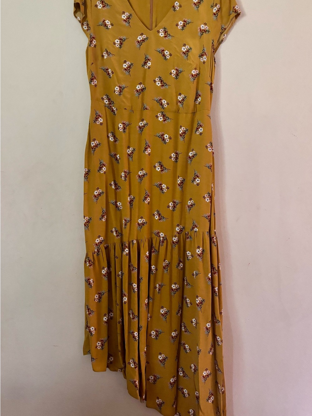 Boden Amy Midi Dress in Wild Posy / Dijon Yellow